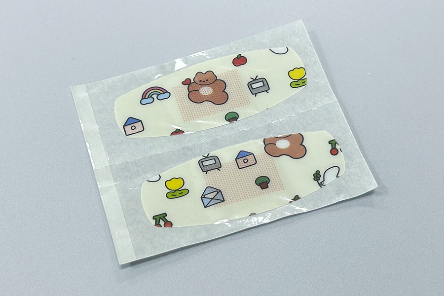 残留物なしの抗菌プラスチック包帯